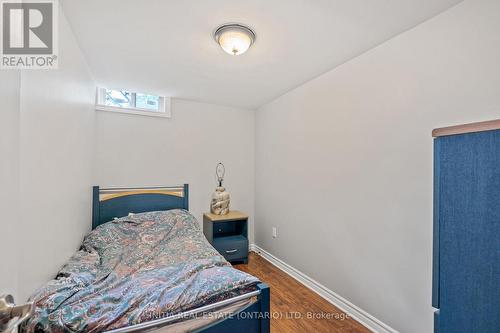 27 Hines Crescent, London, ON - Indoor Photo Showing Bedroom