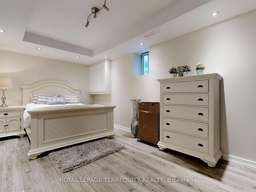 40 Balson Blvd, Whitchurch-Stouffville, ON - Indoor Photo Showing Bedroom