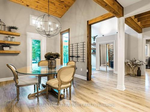 40 Balson Blvd, Whitchurch-Stouffville, ON - Indoor Photo Showing Dining Room