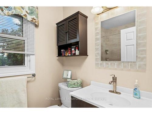 44 Southcrest Dr, Greater Napanee, ON - Indoor Photo Showing Bathroom