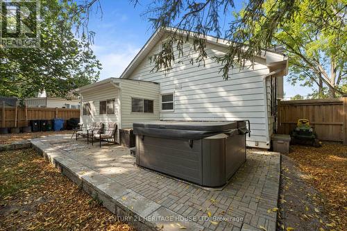 112 Baldwin Avenue S, Brant, ON 