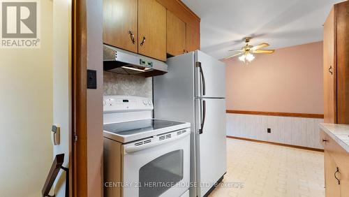 60 Forsythe Avenue, Brantford, ON - Indoor Photo Showing Kitchen