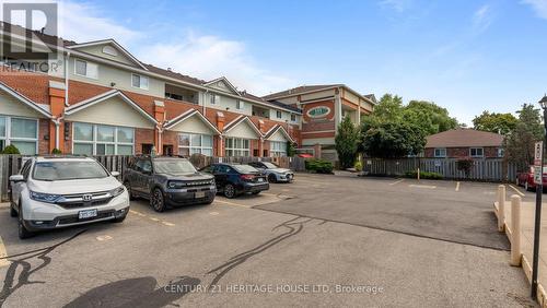 209 - 111 Grey Street, Brantford, ON - Outdoor