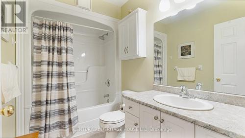 209 - 111 Grey Street, Brantford, ON - Indoor Photo Showing Bathroom