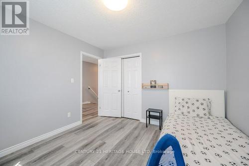 192 Severn Drive, Guelph, ON - Indoor Photo Showing Bedroom