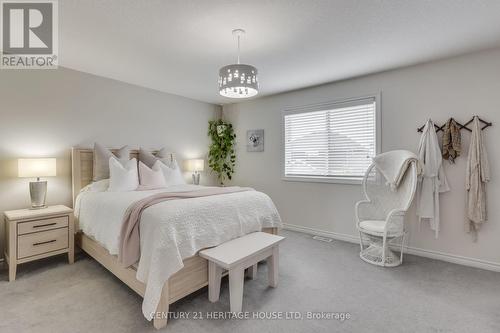 10 Fraser Drive, Stratford, ON - Indoor Photo Showing Bedroom