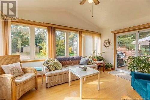 26 Princess Street, Sackville, NB - Indoor Photo Showing Living Room