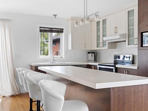 Kitchen - 1730 Rue Antoinette-De Pons, Québec (Les Rivières), QC - Indoor Photo Showing Kitchen With Upgraded Kitchen