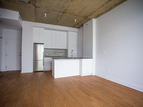 IntÃ©rieur - 2802-2320 Rue Tupper, Montréal (Ville-Marie), QC - Indoor Photo Showing Kitchen