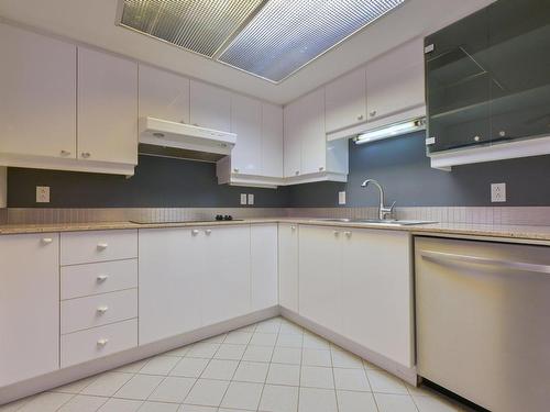 Kitchen - 304-3 Boul. Simard, Saint-Lambert, QC - Indoor Photo Showing Kitchen