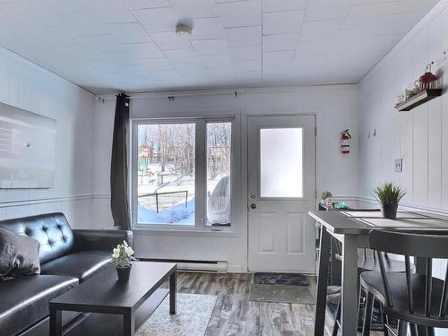 Logement - 1483  - 1485 Rue St-Paul, L'Ancienne-Lorette, QC - Indoor Photo Showing Living Room