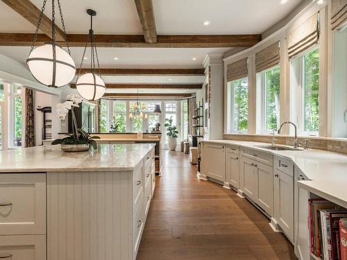 Cuisine - 8 Rue Royalview, Hudson, QC - Indoor Photo Showing Kitchen With Upgraded Kitchen