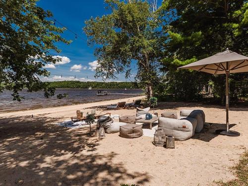 Vue sur l'eau - 8 Rue Royalview, Hudson, QC - Outdoor With View