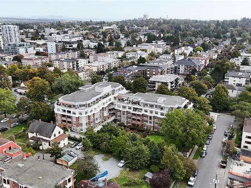 206-999 Burdett Ave, Victoria, BC - Outdoor With View