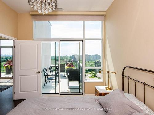 1207-35 Fontenay Crt, Toronto, ON - Indoor Photo Showing Bedroom