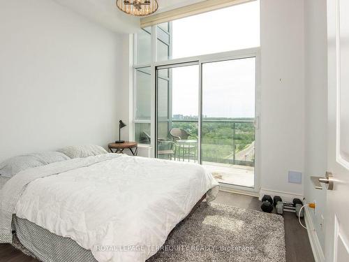 1207-35 Fontenay Crt, Toronto, ON - Indoor Photo Showing Bedroom