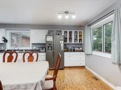 210 Weber St, Wellington North, ON - Indoor Photo Showing Dining Room