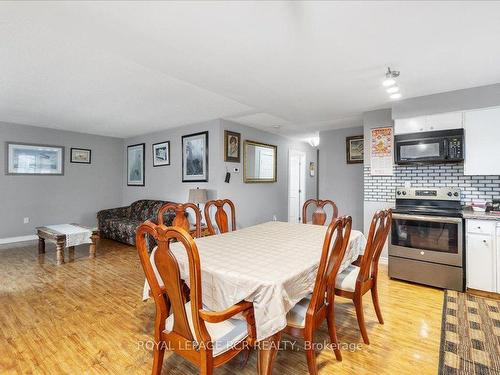 210 Weber St, Wellington North, ON - Indoor Photo Showing Dining Room