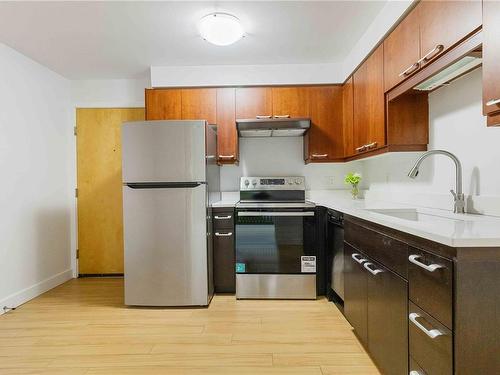 207-356 Gorge Rd East, Victoria, BC - Indoor Photo Showing Kitchen With Stainless Steel Kitchen