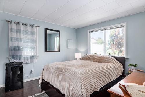 3083 Harwood Road, Lake Country, BC - Indoor Photo Showing Bedroom