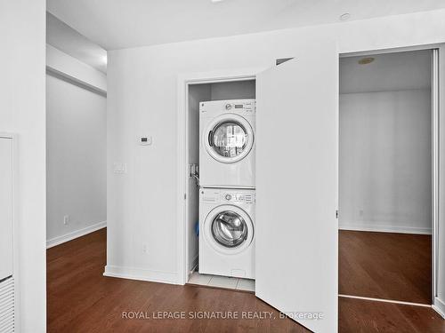 1508-20 Bruyeres Mews, Toronto, ON - Indoor Photo Showing Laundry Room