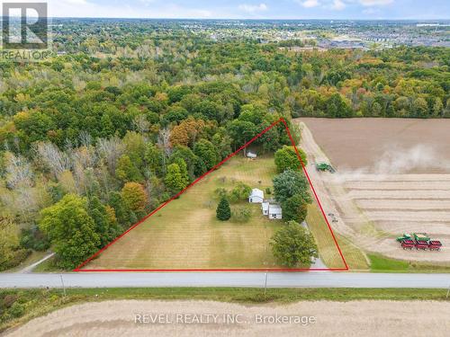 371 Pihach Street, Pelham, ON - Outdoor With View