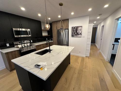 Kitchen - 7625 18E Avenue, Montréal (Villeray/Saint-Michel/Parc-Extension), QC - Indoor Photo Showing Kitchen With Upgraded Kitchen