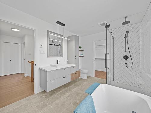 Salle de bains - 2715 Rue De La Trame, Drummondville, QC - Indoor Photo Showing Bathroom