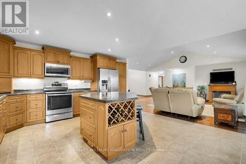 745 Wellington Avenue S, North Perth, ON - Indoor Photo Showing Kitchen