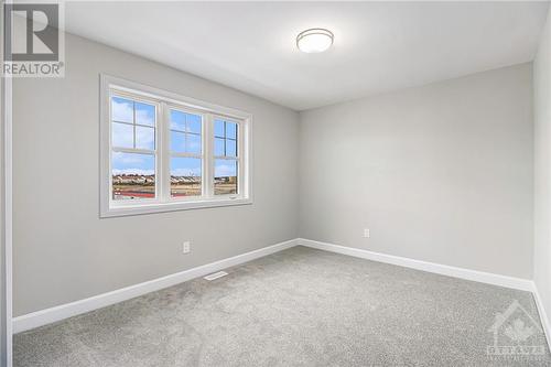 348 Ventoux Avenue, Ottawa, ON - Indoor Photo Showing Other Room