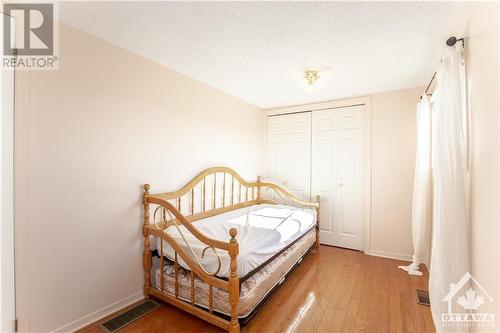 64 Rossel Trail, Cobden, ON - Indoor Photo Showing Bedroom