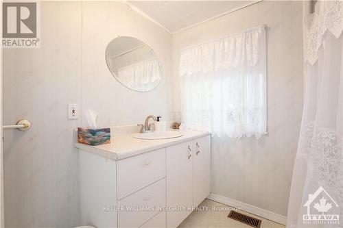 64 Rossel Trail, Whitewater Region, ON - Indoor Photo Showing Bathroom