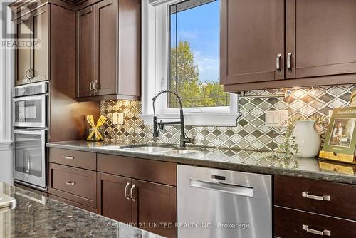 435 Raymond Street, Peterborough (Northcrest), ON - Indoor Photo Showing Kitchen With Stainless Steel Kitchen With Upgraded Kitchen