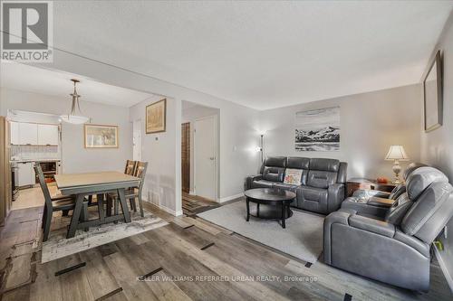 26 - 781 Military Trail, Toronto, ON - Indoor Photo Showing Living Room