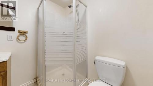 21 Bentley Crescent, Barrie, ON - Indoor Photo Showing Bathroom