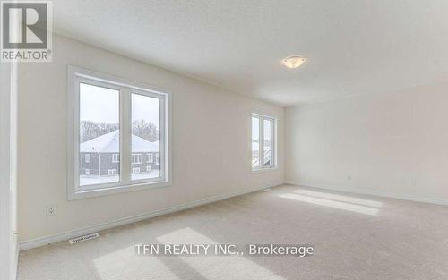 15 Simona Avenue, Wasaga Beach, ON - Indoor Photo Showing Other Room