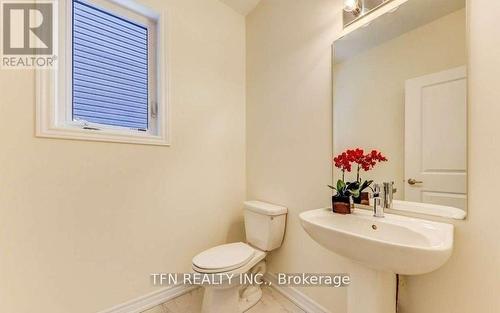 15 Simona Avenue, Wasaga Beach, ON - Indoor Photo Showing Bathroom