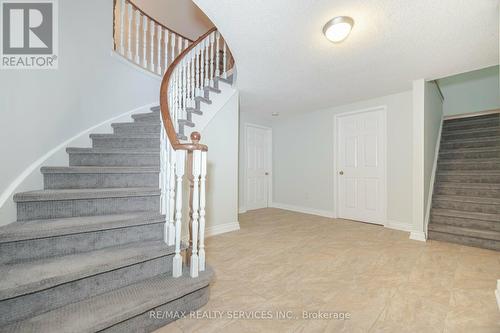 34 Casper Crescent, Brampton, ON - Indoor Photo Showing Other Room