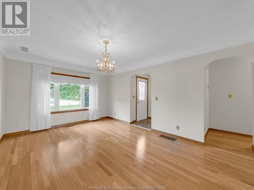 1605 Erie Road, Essex, ON - Indoor Photo Showing Other Room