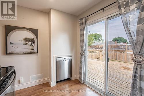 207 East 33Rd Street, Hamilton, ON - Indoor Photo Showing Other Room