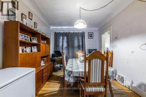 1264 King Street E, Hamilton, ON - Indoor Photo Showing Dining Room