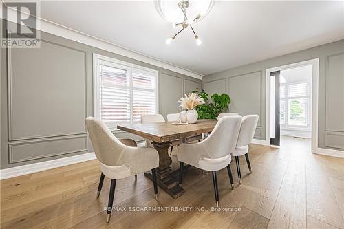 14 Dolphin Place, Hamilton, ON - Indoor Photo Showing Dining Room