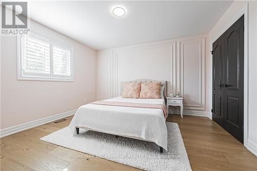 14 Dolphin Place, Hamilton, ON - Indoor Photo Showing Bedroom