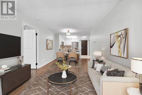 709 - 30 Grand Trunk Crescent, Toronto, ON - Indoor Photo Showing Living Room