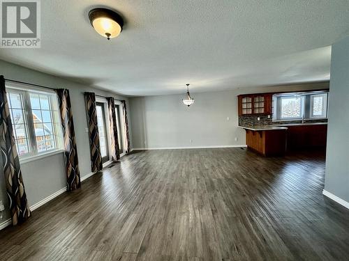 10681 Cottonwood Cresent, Dawson Creek, BC - Indoor Photo Showing Other Room