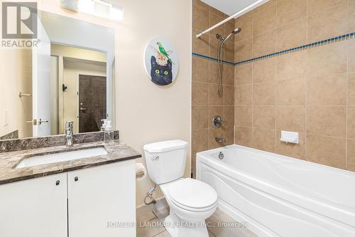 1711 - 18 Harbour Street, Toronto, ON - Indoor Photo Showing Bathroom