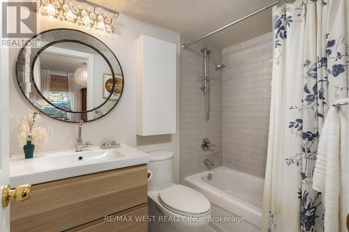 115 - 51 Halton Street, Toronto, ON - Indoor Photo Showing Bathroom