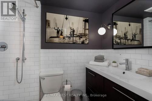 115 - 51 Halton Street, Toronto, ON - Indoor Photo Showing Bathroom