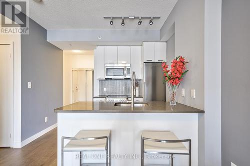 3106 - 295 Adelaide Street W, Toronto, ON - Indoor Photo Showing Kitchen