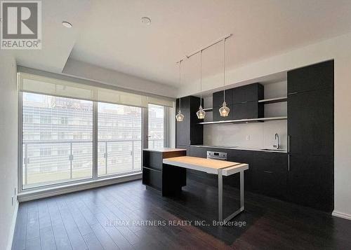 1704 - 197 Yonge Street, Toronto, ON - Indoor